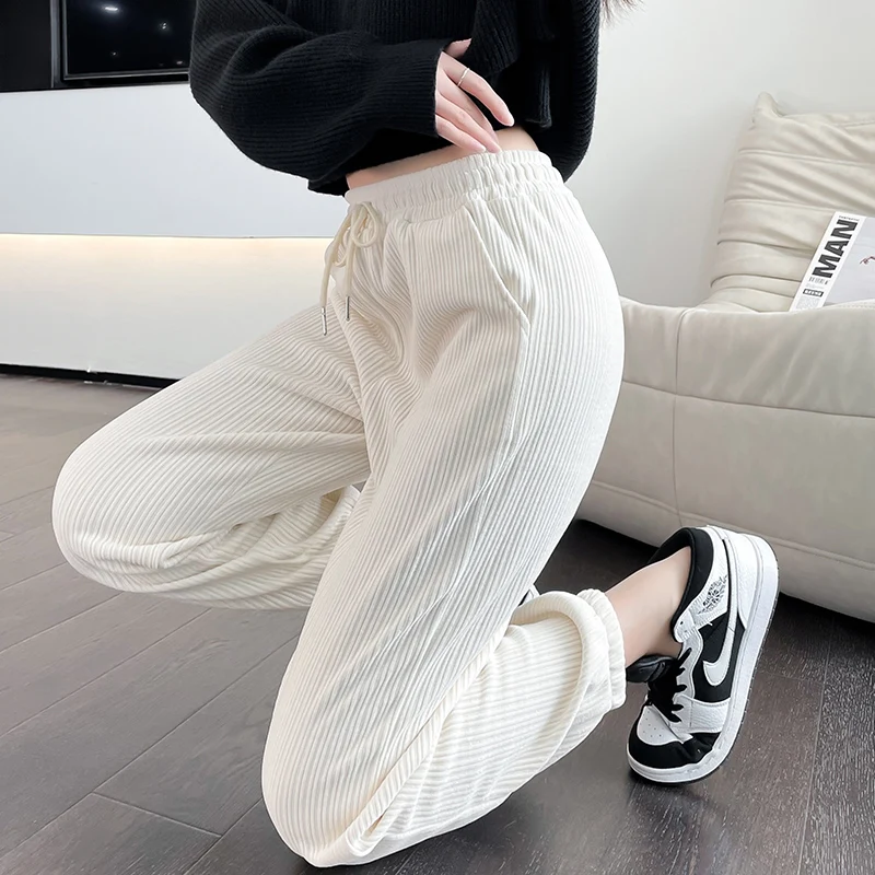 Рисунок 2 - Новые осенне-зимние женские брюки-карандаш