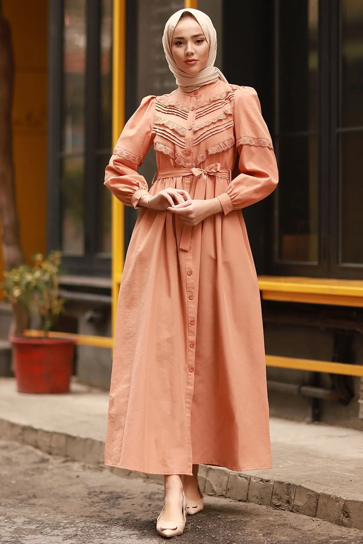 

Cruciferous Guipure Detail Dress Fashion Muslim Women Hijab Dress