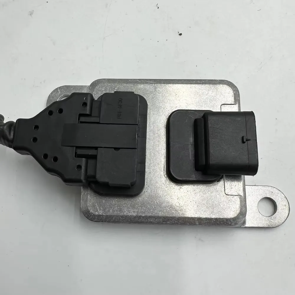 Новый высококачественный датчик освещенности микросхемой Датчик Nox 758712903 5WK96610L