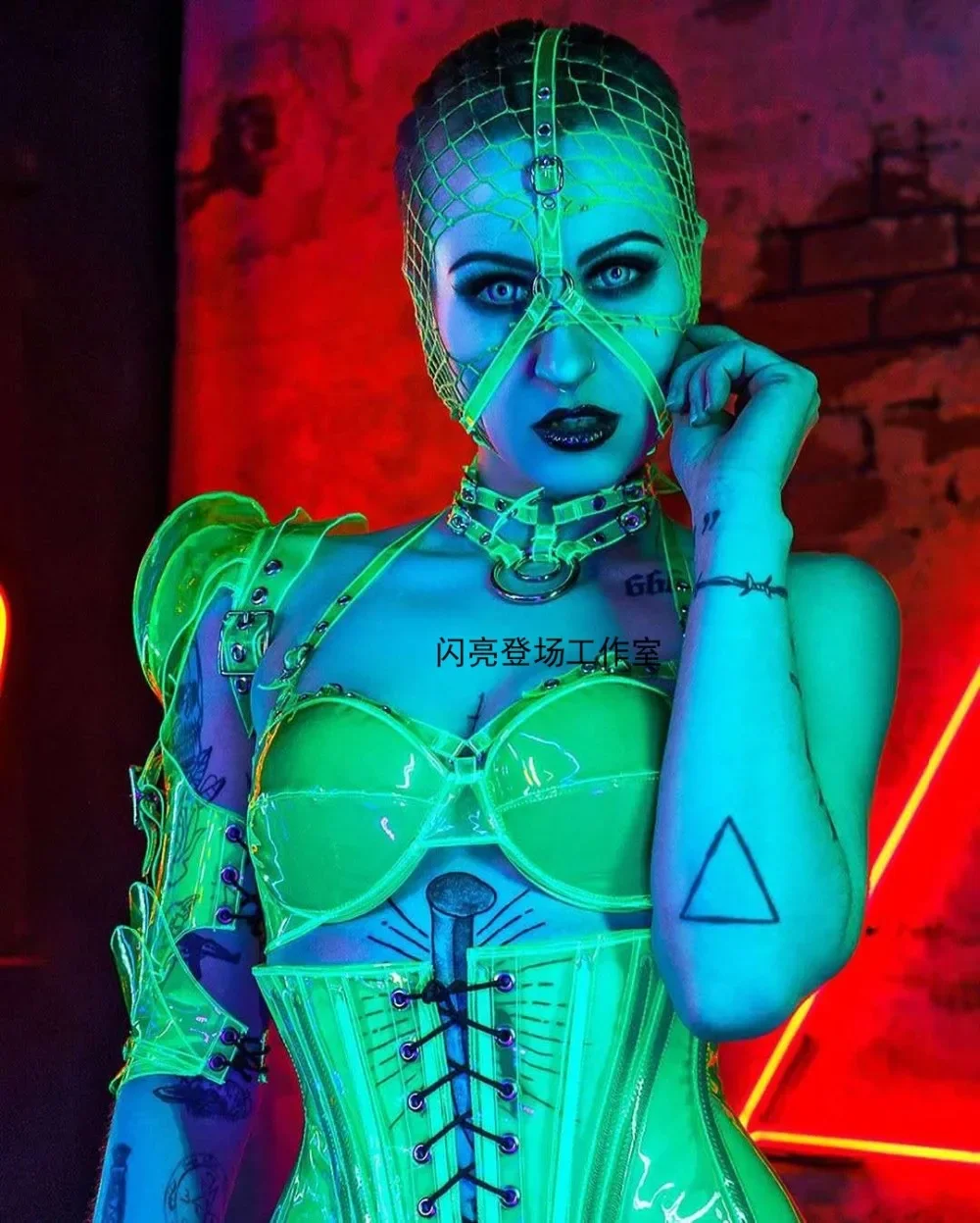 Фото Future Technology Costumes Nightclub Bar Sexy Fluorescent Green Bikini Girdle Female Singer Ds Party Halloween Clothes №3