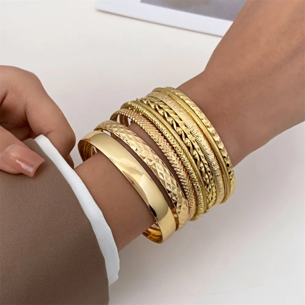 

Candycat Gold 10pcs/Set Women Multi-layer Bohemia Ethnic Alloy Circle Round Jewelry Vintage Female Wide Bangle 2023 New
