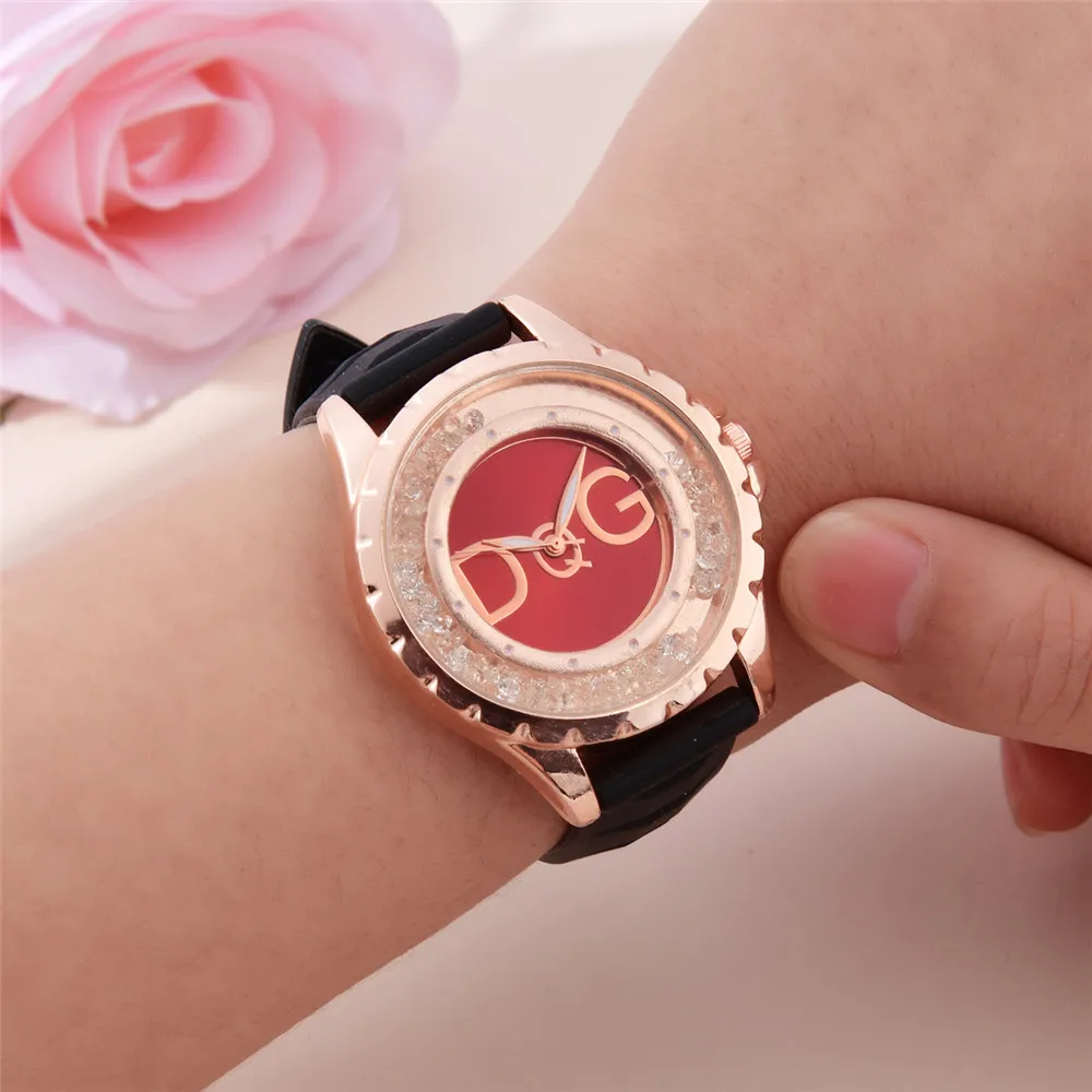 New Women Watch Fashion Bling Crystal Full Steel Casual Ladies Watches Female Quartz Watch Diamonds Wristwatch For Women Clock