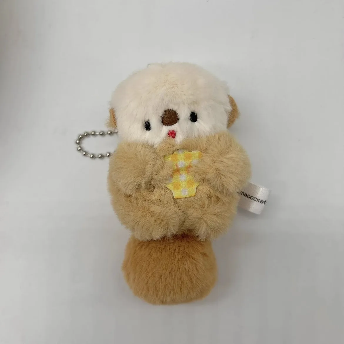 Подвеска из чучела бобра с витым яйцом и подвеской в виде морской выдривы