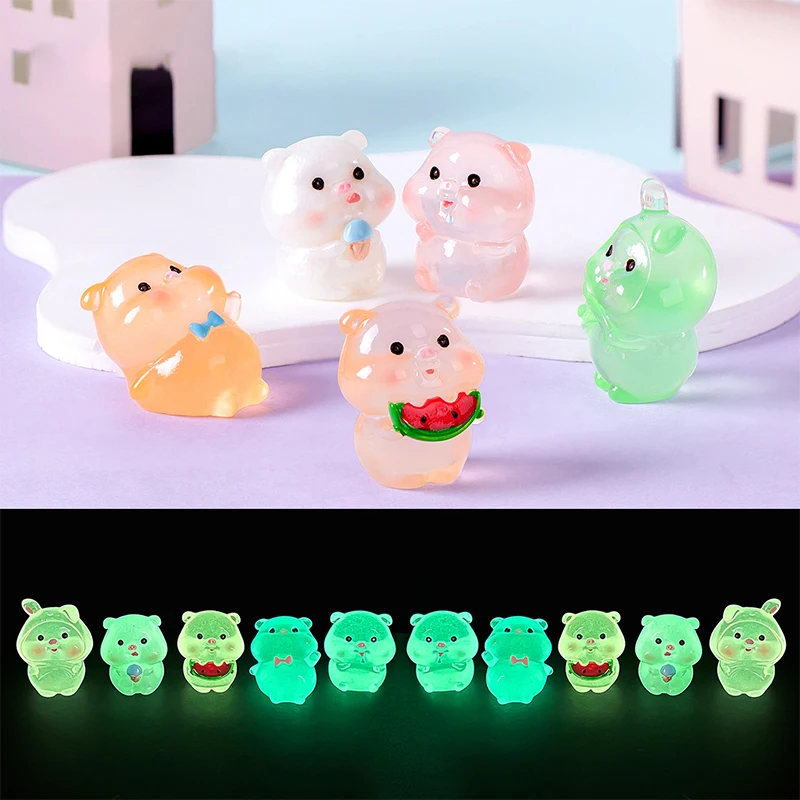 

Маленькая полимерная светящаяся свинка, оформление рабочего стола