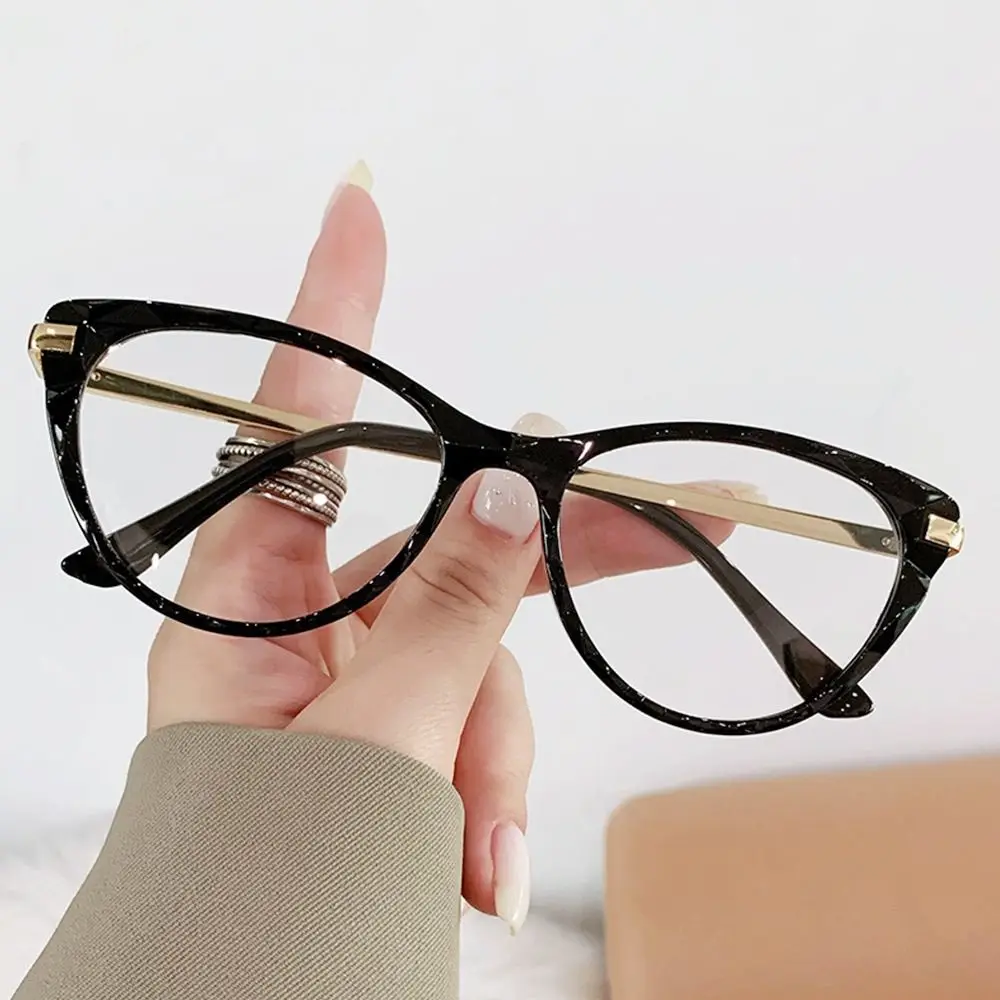 

New Cat Eye Triangle Frame Anti-Blue Light Glasses Classic Men Women Reading Eyewear Retro Triangle Frame Transparent Eyeglasses