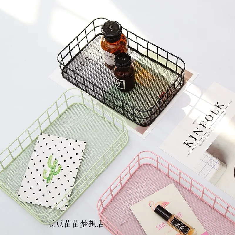 

Скандинавская корзина для хранения косметики