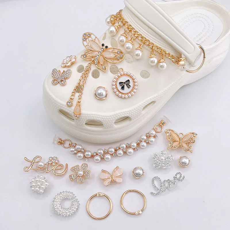 Fashion Designer Shoe Charms Decoration Clogs Croc Charm Butterfly Metal Pearl Rhinestones Bling Luxury Shoe Charm Set Wholesale