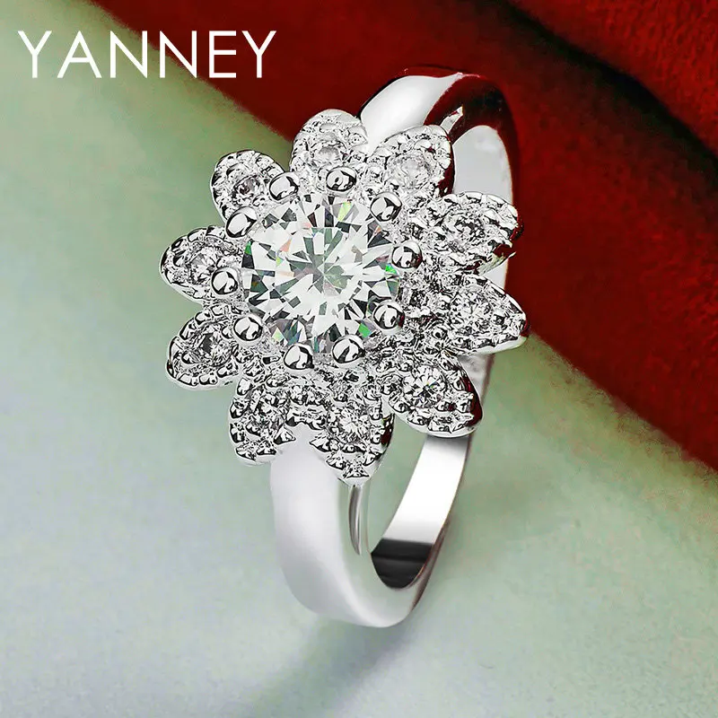 Женское кольцо со снежинкой и фианитом из серебра 925 пробы