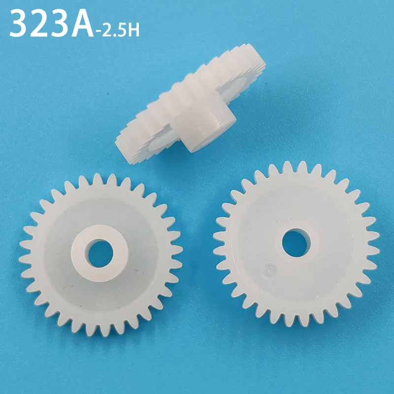 

Пластиковые шестерни 32T 323A 0,5 м