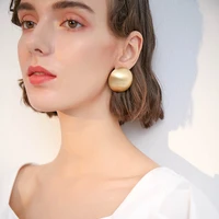 simple fashion gold earrings 2022 trend vintage charm woman earring jewelry luxury big stud goth party girls unusual accessories
