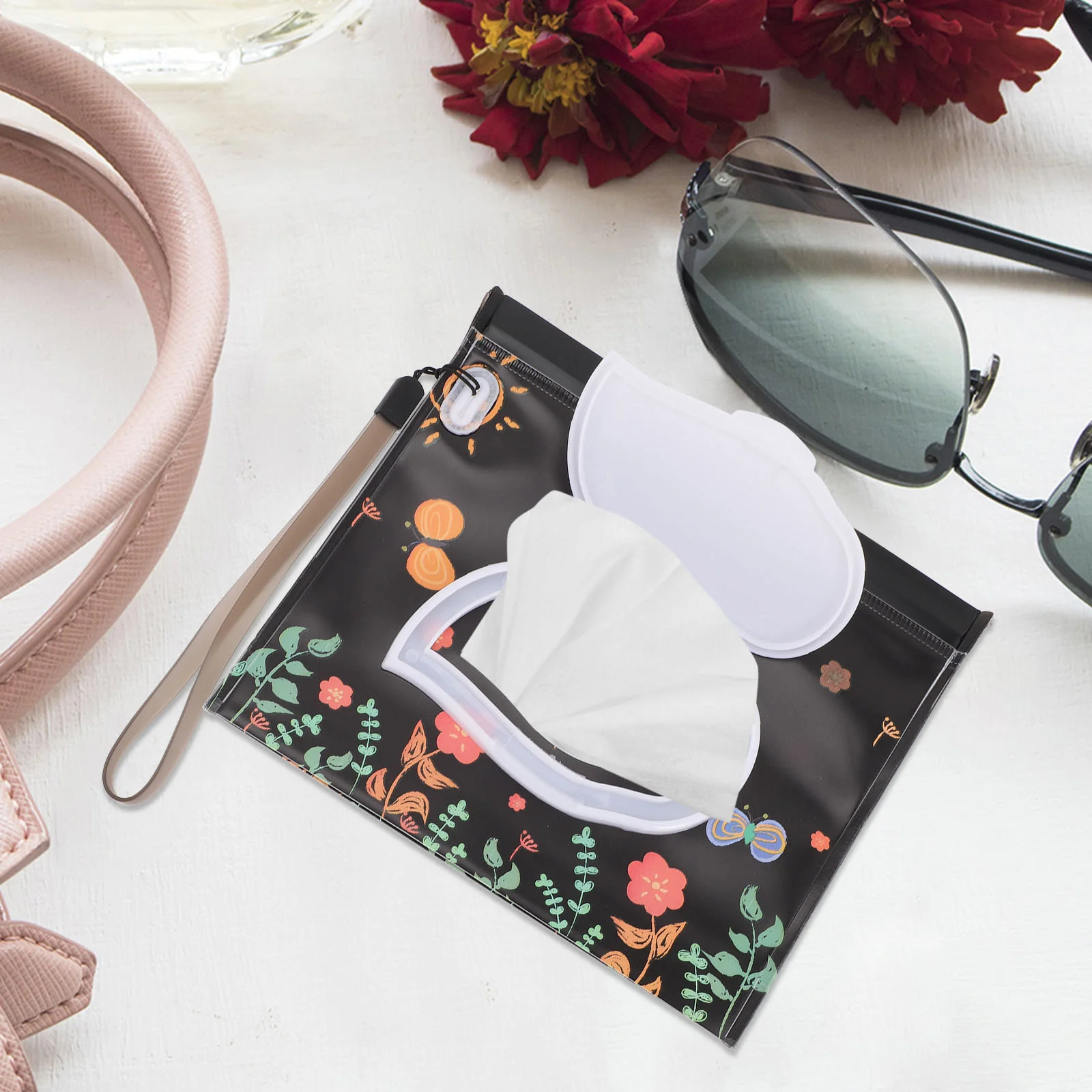 Рисунок 6 - портативные детские салфетки для