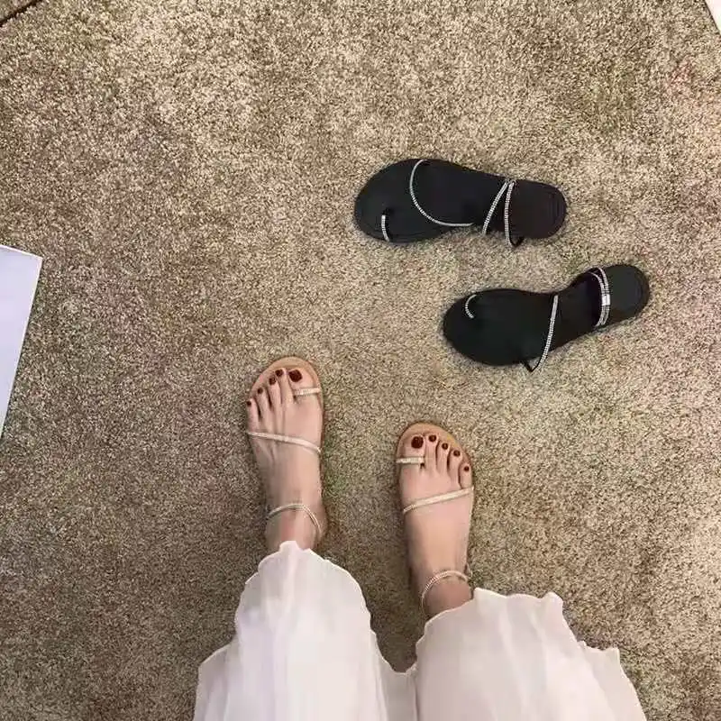 2023 Summer New Fashionable Sandals with Water Diamond Slippers, Flat Bottom Comfortable for Female Outwear