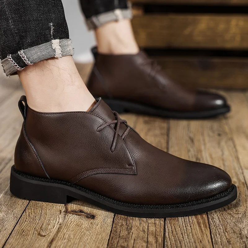 

Men's Short Boots Autumn and Winter Temperament Boots Mens Mid-top Leather Shoes Tooling Boots Retro Chelsea Leather Boots Trend