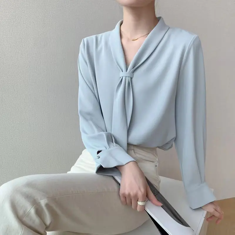 

Autumn Long Sleeve Solid Color Blouse Women V-Neck Bow Chiffon Blouse Shirt Tops Women Blusas Mujer De Moda Blouses Femme O48