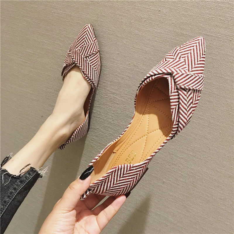 

Women Flat Shoes Plus Large Size 42 43 44 45 46 Basic Style All Match Black Working Shoes Pointed Toe Women Flats Side Empty