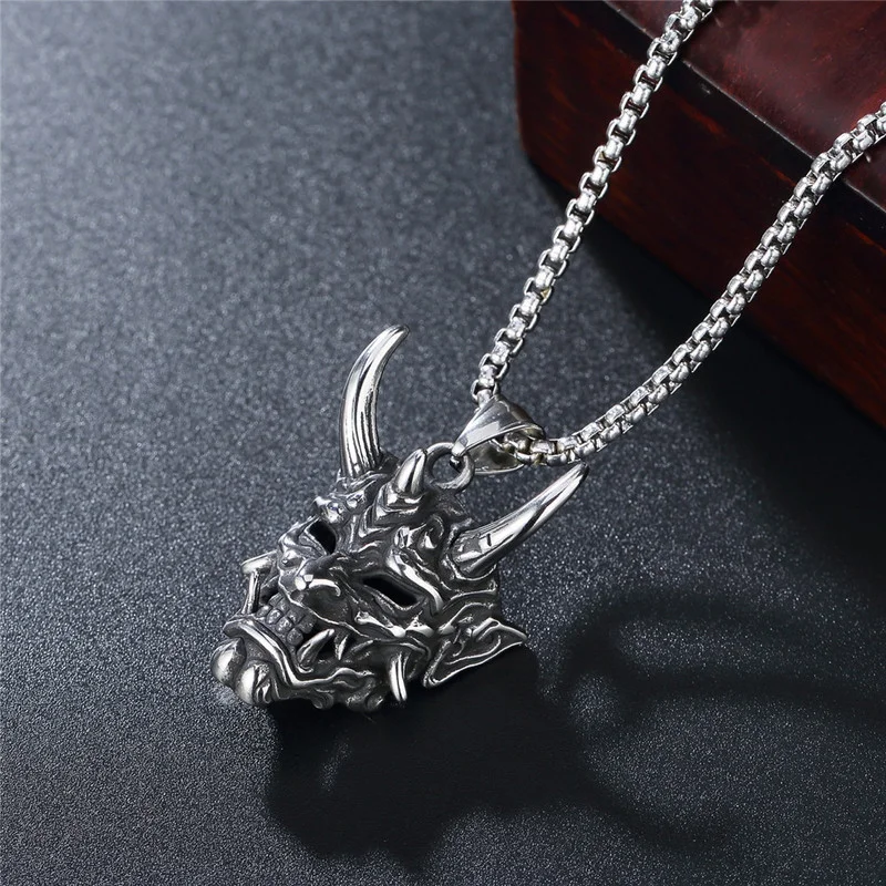 Japanese Style Devil Skull Grimace Mask Necklaces for Men Fangs Demon Mask Pendant Retro Punk Style Jewelry Gift