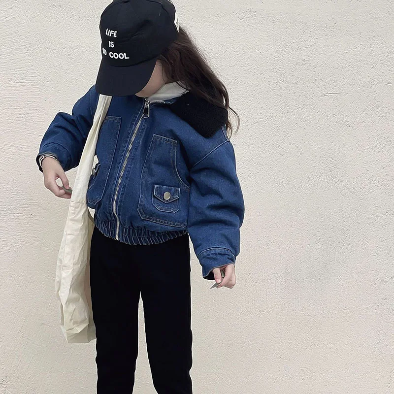 

Зимнее дизайнерское короткое хлопковое джинсовое пальто для девочек, Женская куртка с надписью, сохраняющая тепло, верхняя одежда 6-67