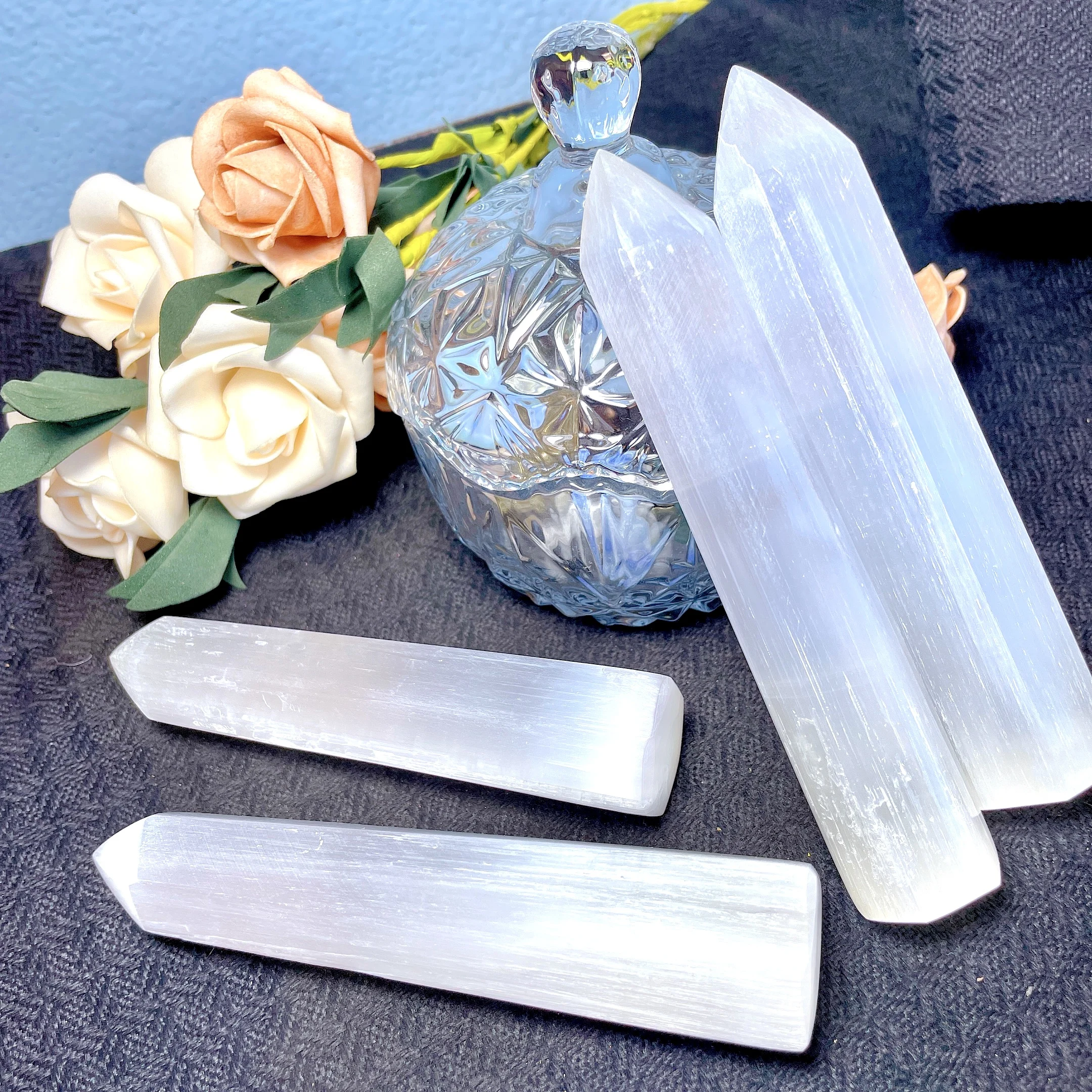 

Natural White Selenite Crystal Hexagonal Prism Natural Wand Energy Gypsum Tower Home Furnishing Decor Gifts