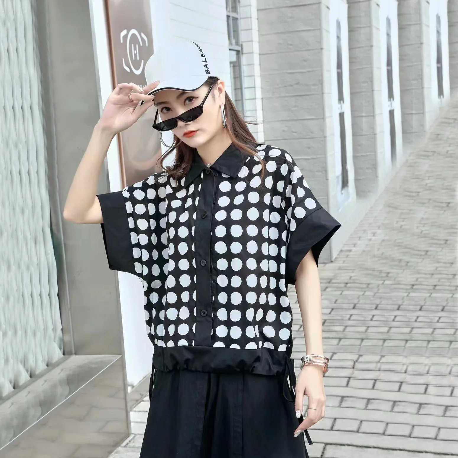 

SuperAen 2022 Summer New Short-sleeved Turn Down Collar Women Shirts Wave Point Loose Fashion All Match Top