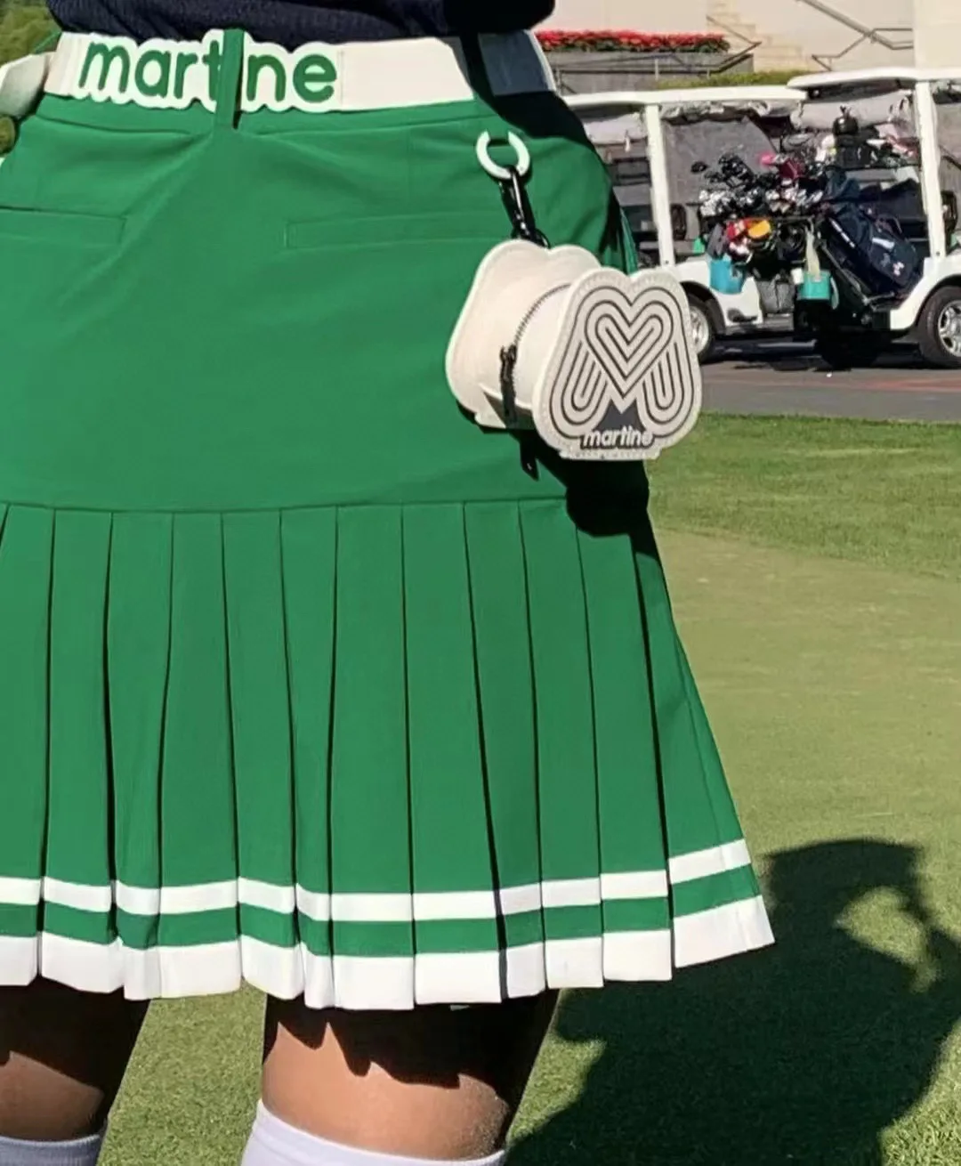 2023 Golf uniform Women's casual skirt Autumn comfortable fashion pleated skirt Outdoor sports Green white golf skirt