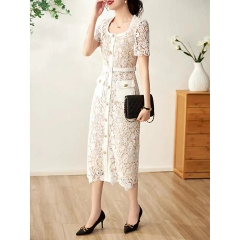 

2023 Summer Luxury Runway Designer Dress Women Golden Button Elegant Pink Lace Hollow Out Party Dresses Vestido