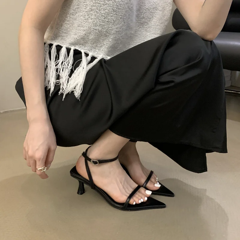 

2023 summer fashion women's sandals new trend pointed toe elegant dress banquet stiletto heel shallow mouth buckle Roman shoes