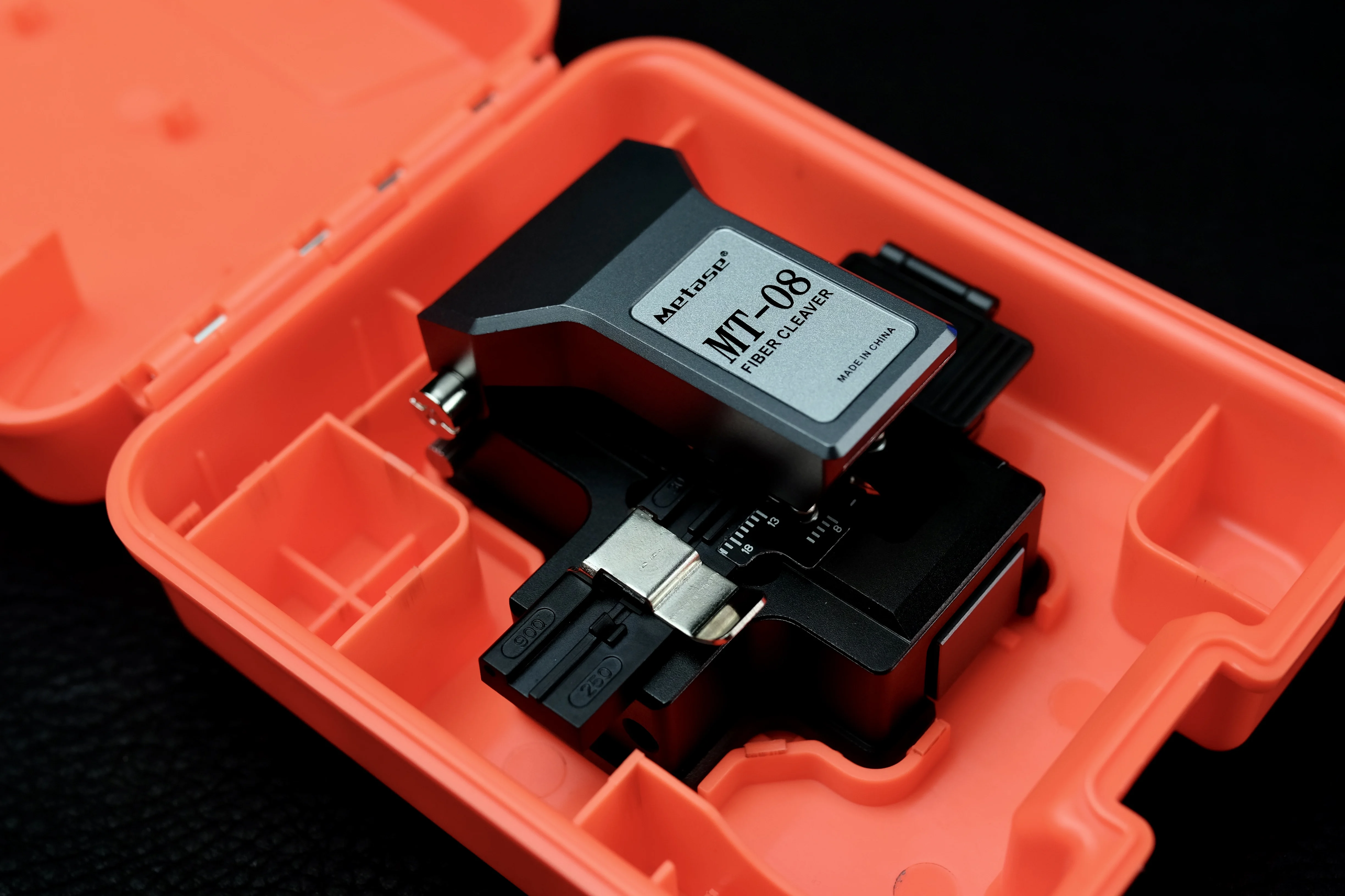 MT-08 Optical Fiber Cleaver High-Precision Fiber Cutter Push-Type Cutting Knife Tool Replacement of CT-30 Fiber Cleaver