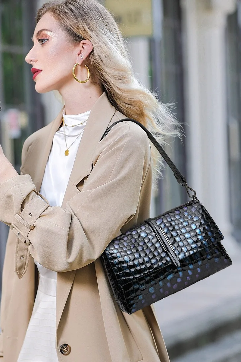 

Genuine leather Messenger Bag Women 2022 New Fashion French bag famous brand shoulder bag high quality small square bag