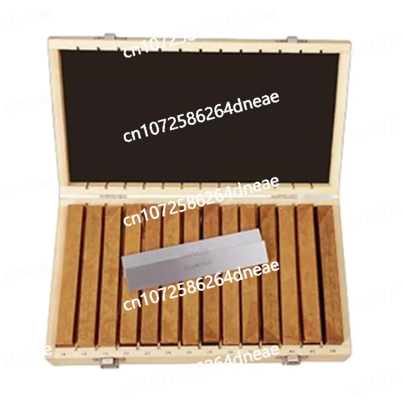 Железный фрезерный станок с плоскими губками равной высоты параллельные