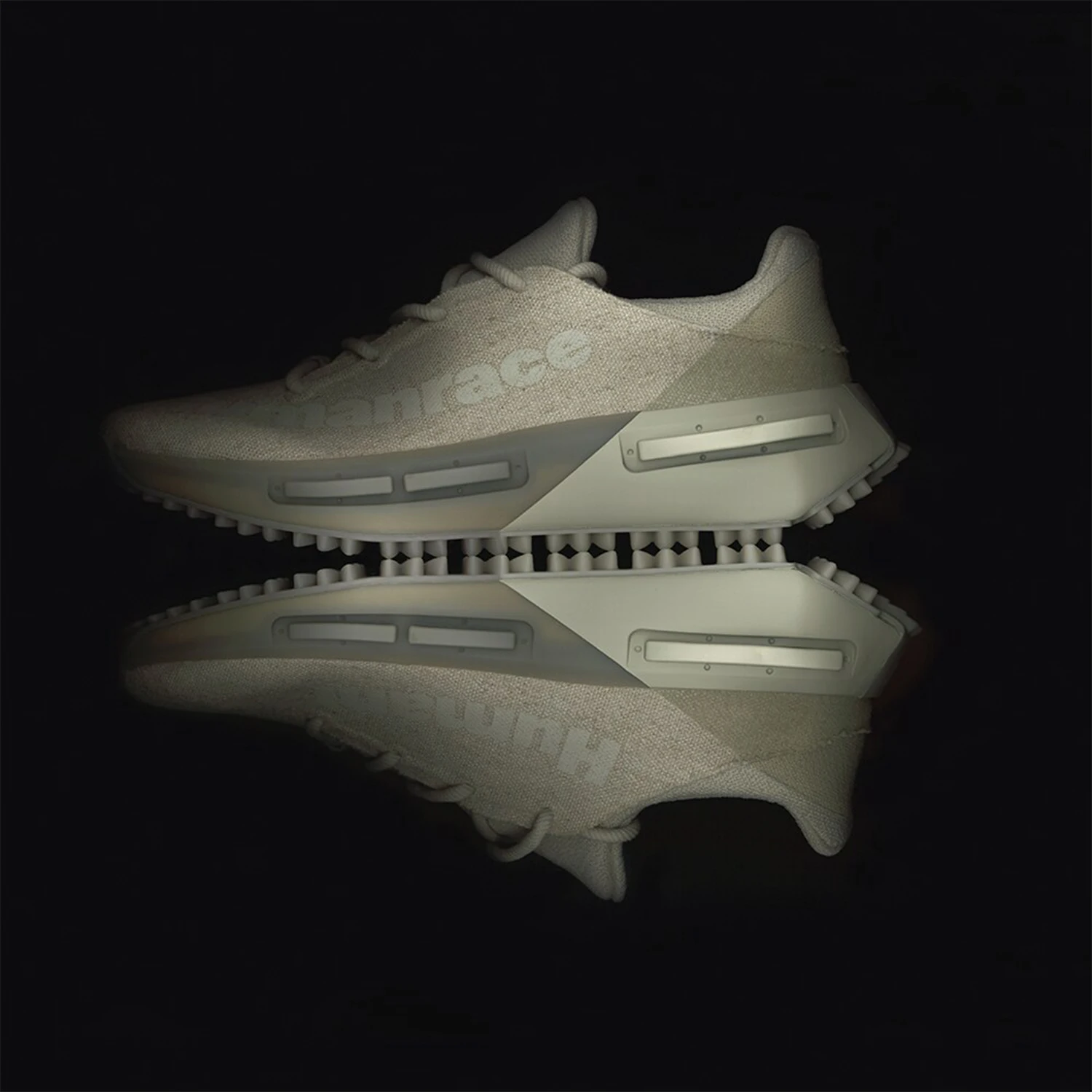 Фото Оригинальная мужская и женская спортивная обувь Adidas NMD S1 MAHSS co IG1470 №3
