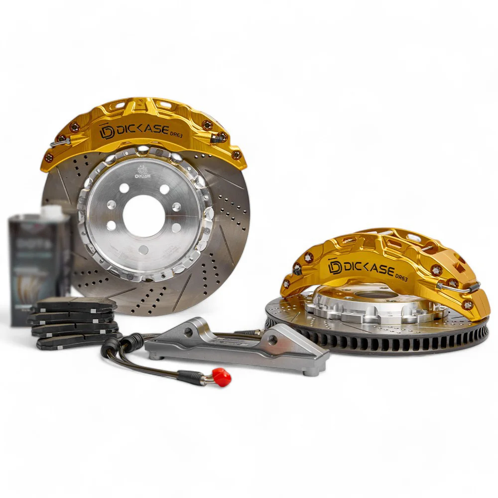 Комплект 6-горшечной автомобильной тормозной системы включает в себя тормозные