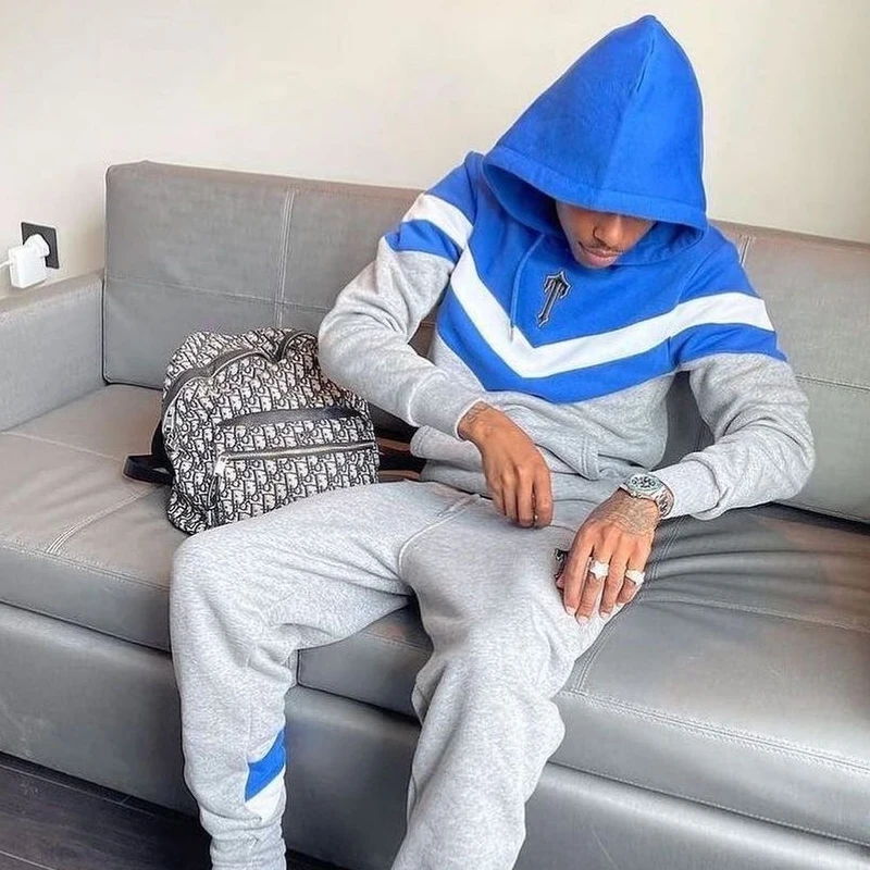 

Fashion Women Sweatshirts Top Quality Embroidered Trapstar Suits Hoodies Jogging Pants V-Stripe Hooded Tracksuit Men Street