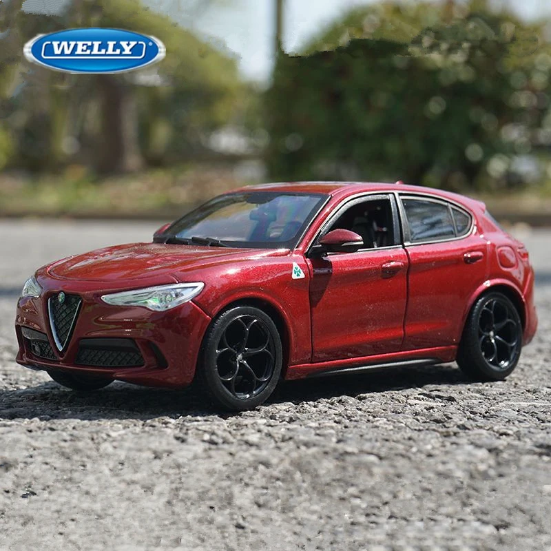 Модель автомобиля Bburago 1:24 Alfa Romeo Stelvio SUV из сплава модель литая металлическая