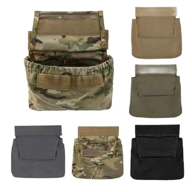 

Tactical Vest CP Foldable Storage Bag Hanging From The Bottom