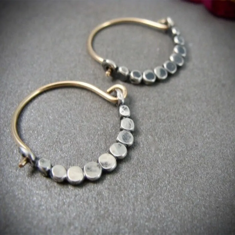 

Exquisite Creativity Exaggerated Metal Hollow Earrings Fashion Temperament Silver Earrings Female Jewelry