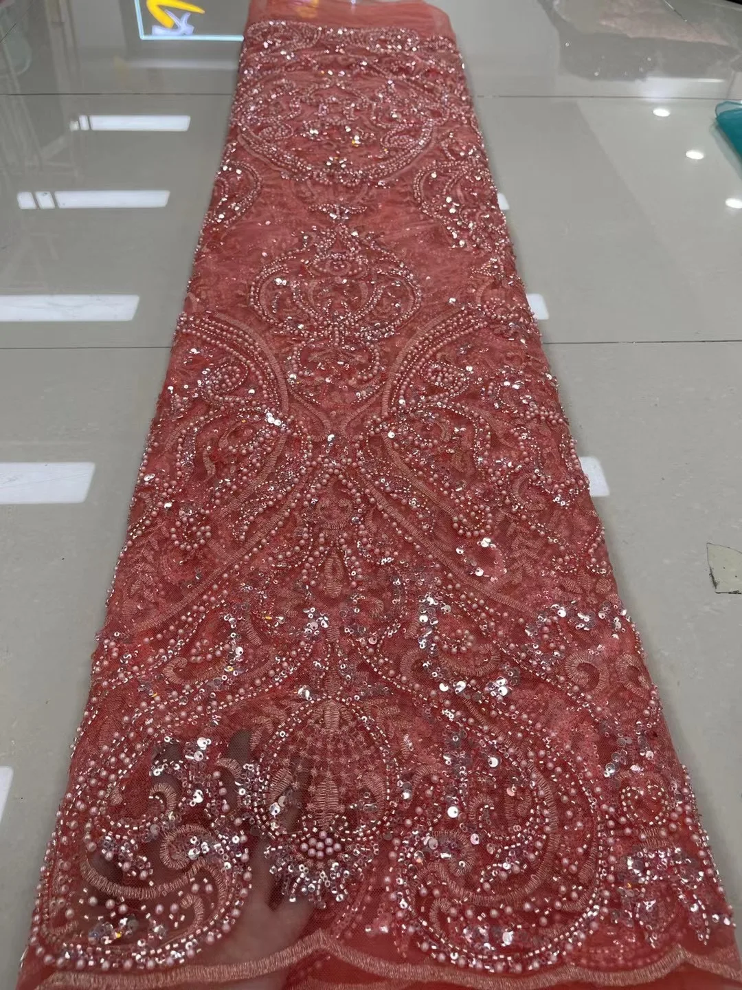 

2022 Elegant Heavy Beaded Sequins Lace Fabric With Bead Africa French Nigerian 3D Embroidery Mesh Tulle Lace Fabric For Wedding