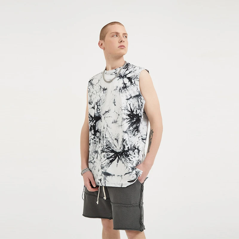 

New 2022 Summer Tie Dye O-Neck Sleeveless Vest Men's Dark Gothic Harajuku Male Tank Top Retro Holes Loose Oversized Tops