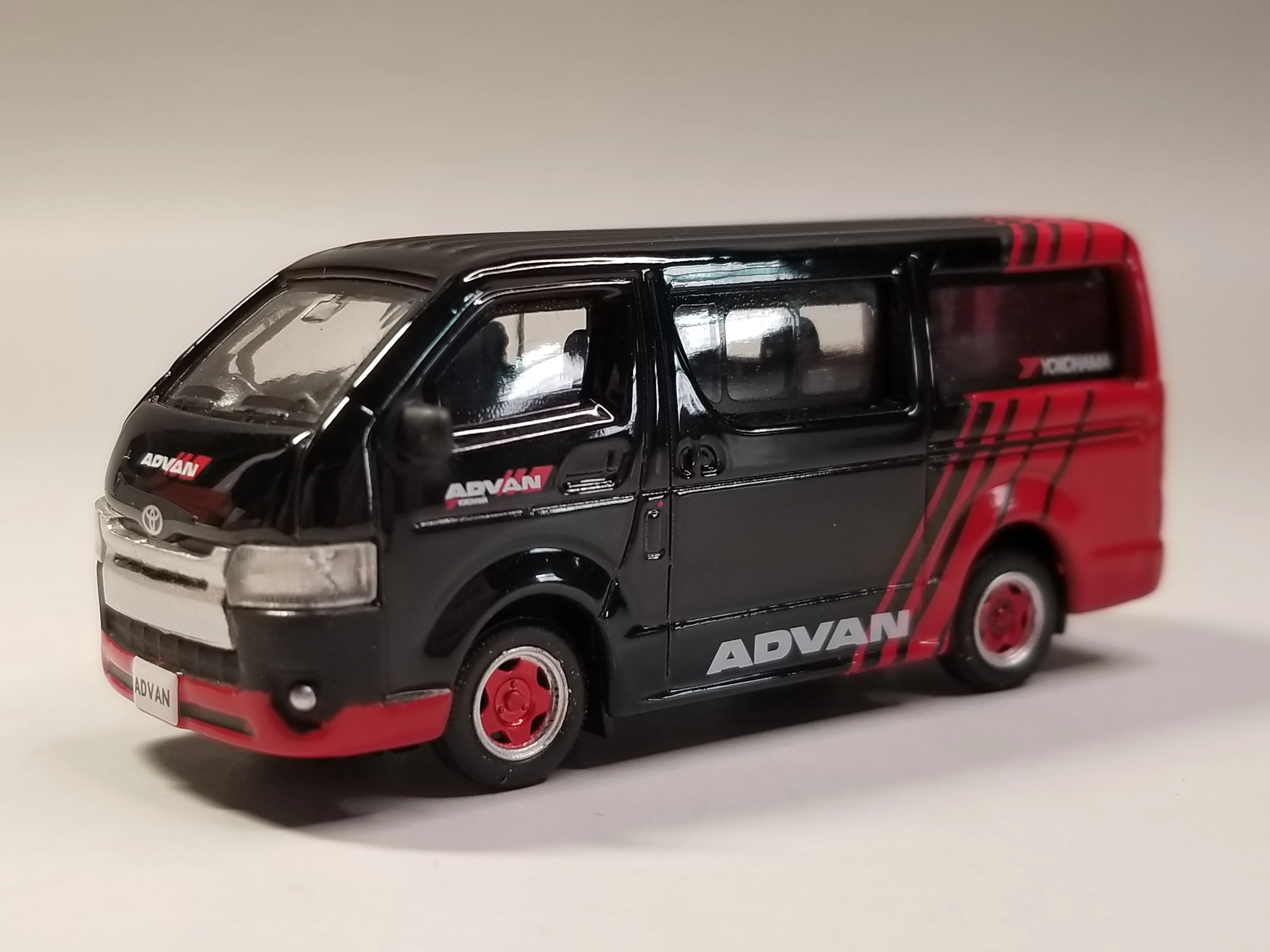 

Tiny 1/64 Hiace ADVAN ATC64938 Die Cast Model Car Collection Limited