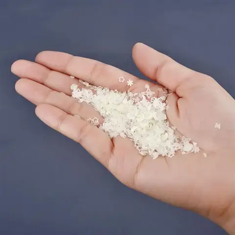 Светящиеся блестки 3 мм SEVENWELL для декора