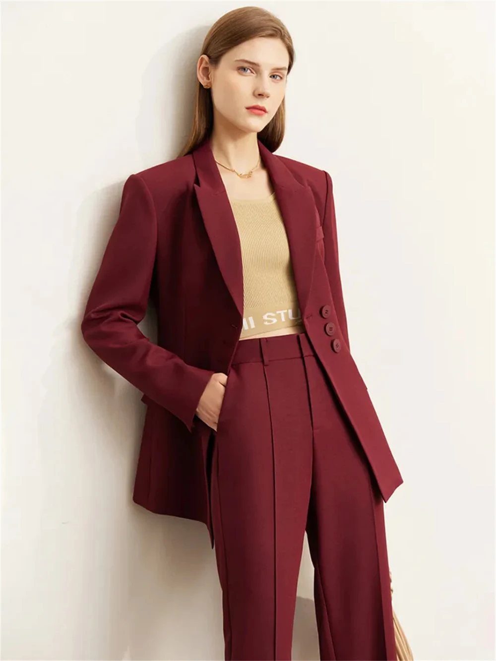 2023 Summer Women's Thin Two-Piece Suit: Casual Jacket and Trousers for Elegant Office Outfits and Manager Fashion
