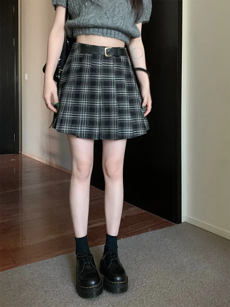 

Summer Women Japanese Preppy Fashion Vintage Mini A-line Pleated JK Plaid Skirt Gyaru 2000s Aesthetic Y2k Streetwear Fairycore