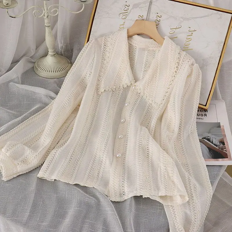

Casual blouse female 2023 spring and autumn fashionable fairy doll collar white shirt design sense long sleeve blouse female