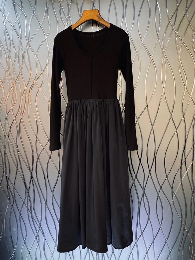 

2022 new women fashion long-sleeved round neck, low-cut waist, large-swing long skirt dress 918