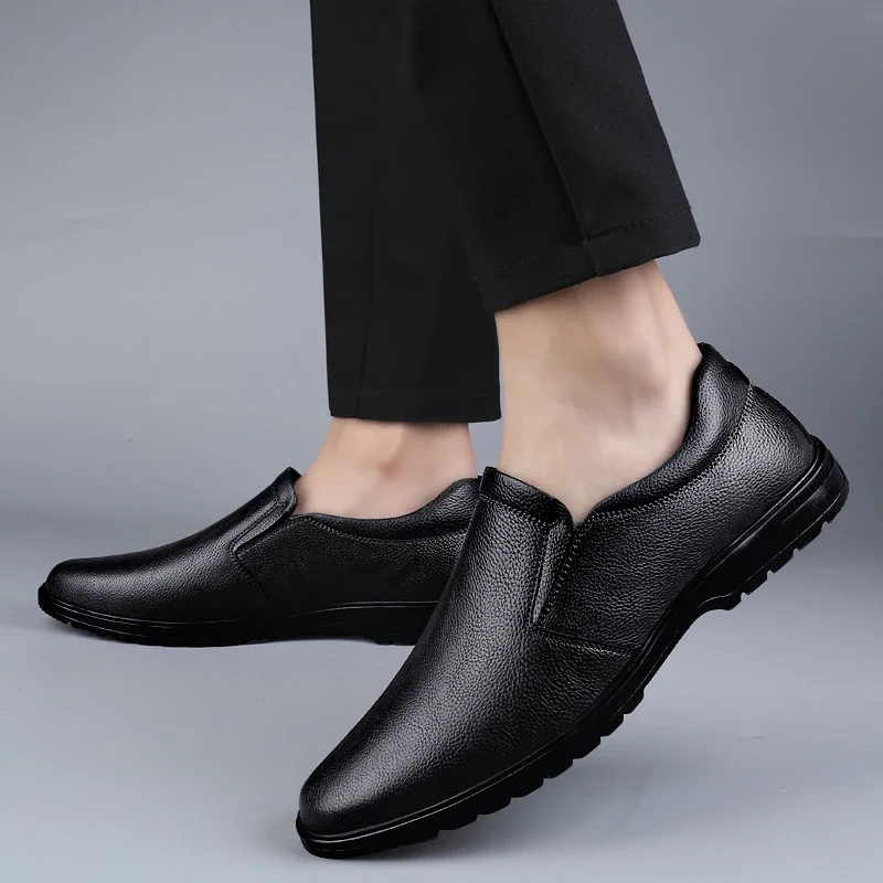 

2023 Autumn Basic Shoes for Male Slip-on Men's Casual Shoes Low Heel Leather Casual Shoe Fashion Man's Leather Loafers Zapatos