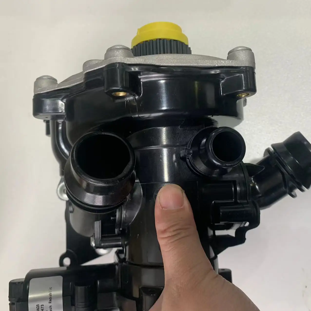 06л 121111 H 06L 121011 Б 06Л Корпус термостата водяного насоса в сборе подходит для Audi