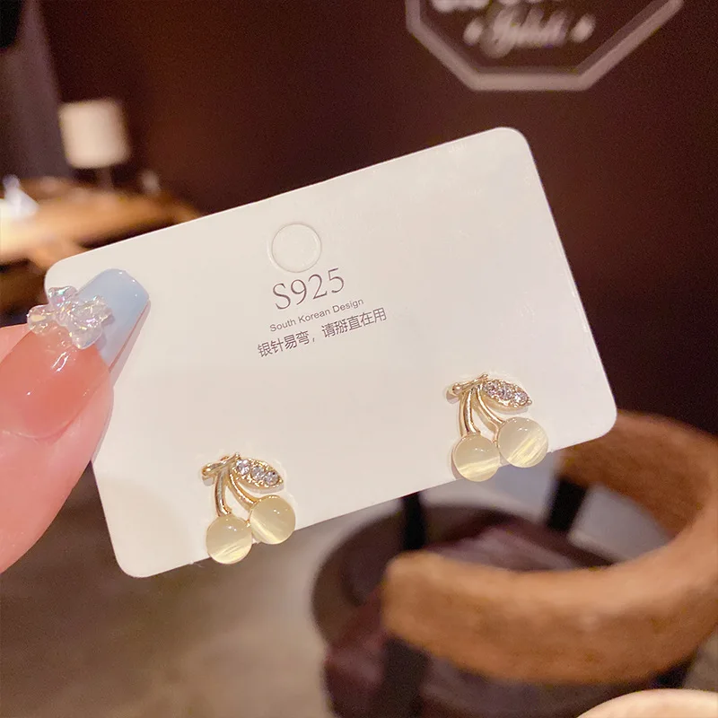 

925 silver needle cherry cat's eye stone earrings female niche ear hole small earrings French 2022 new trendy earrings