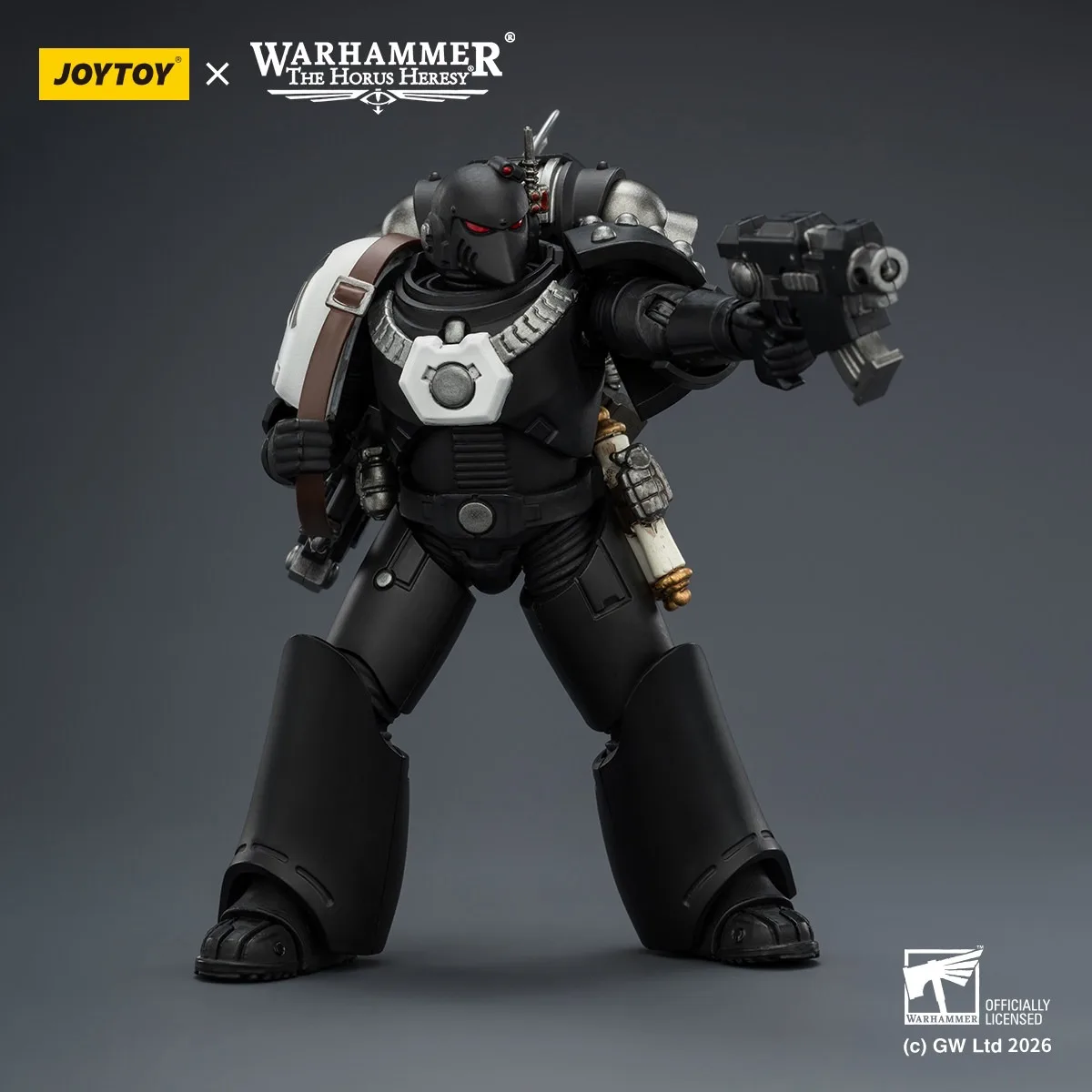 Фото Аксессуары: Фигурка JOYTOY Warhammer 1/18, тактический сержант Raven Guard MkVI с мечом, болтером и плазменным пистолетом. №2