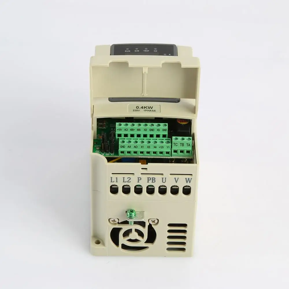 

220V 0.4/0.75/1.5/2.2kw Variable Frequency Converter Drive Single Phase 3 Outlets Inverter Household Electrical Equipment