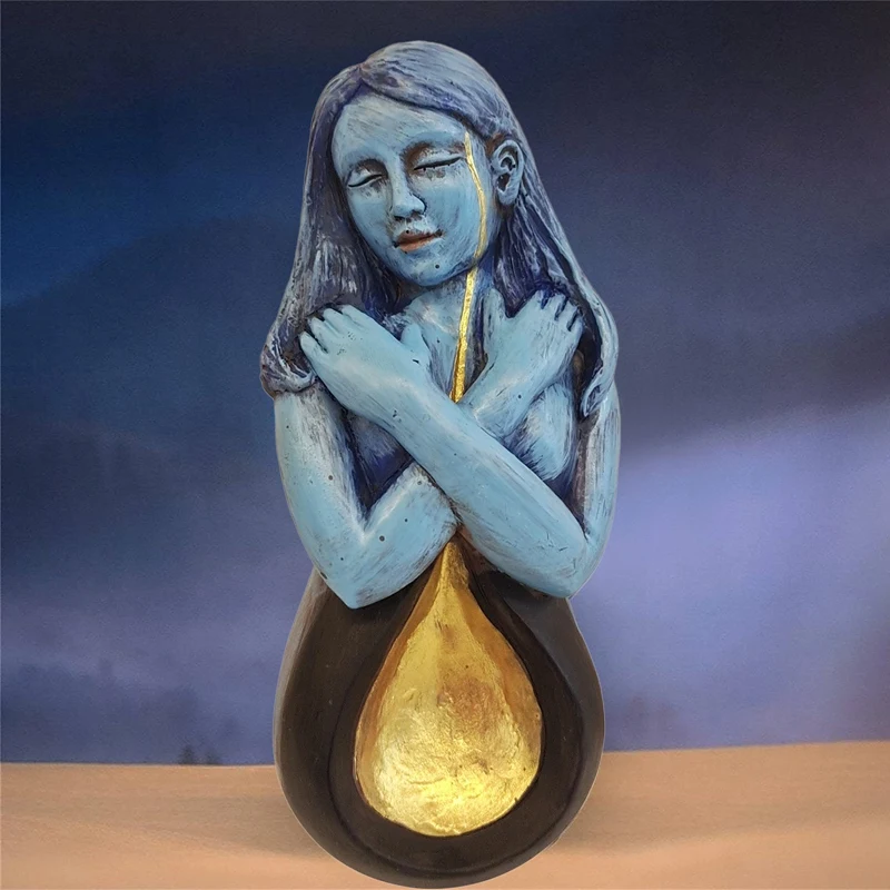 Самолюбимая и самовосстанавливающаяся Скульптура Богини из смолы