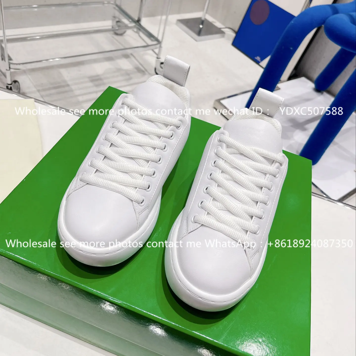 New 2022 Autumn and Winter Bread Shoes Women's Lace up Round Head Couple's Flat Sports Casual Shoes Men women flat shoes